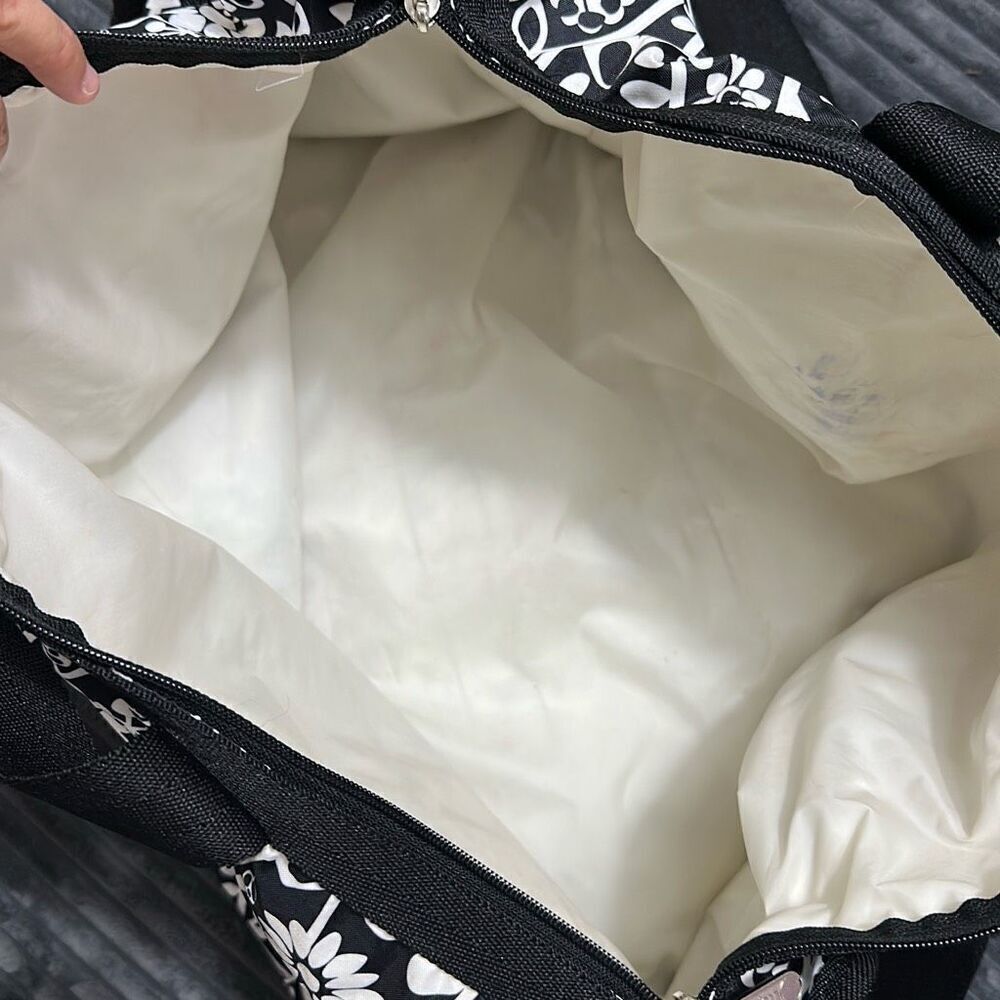 LeSportsac Large Floral Black And White Duffle Bag - Picture 10 of 13